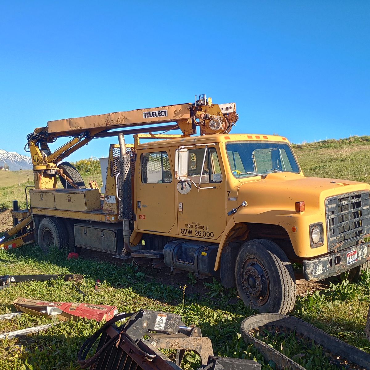 AWESOME 1982 International Boom Truck