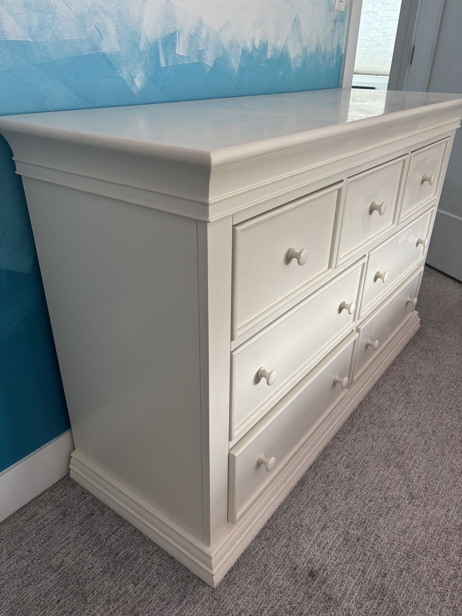 Girls white wood bedroom set