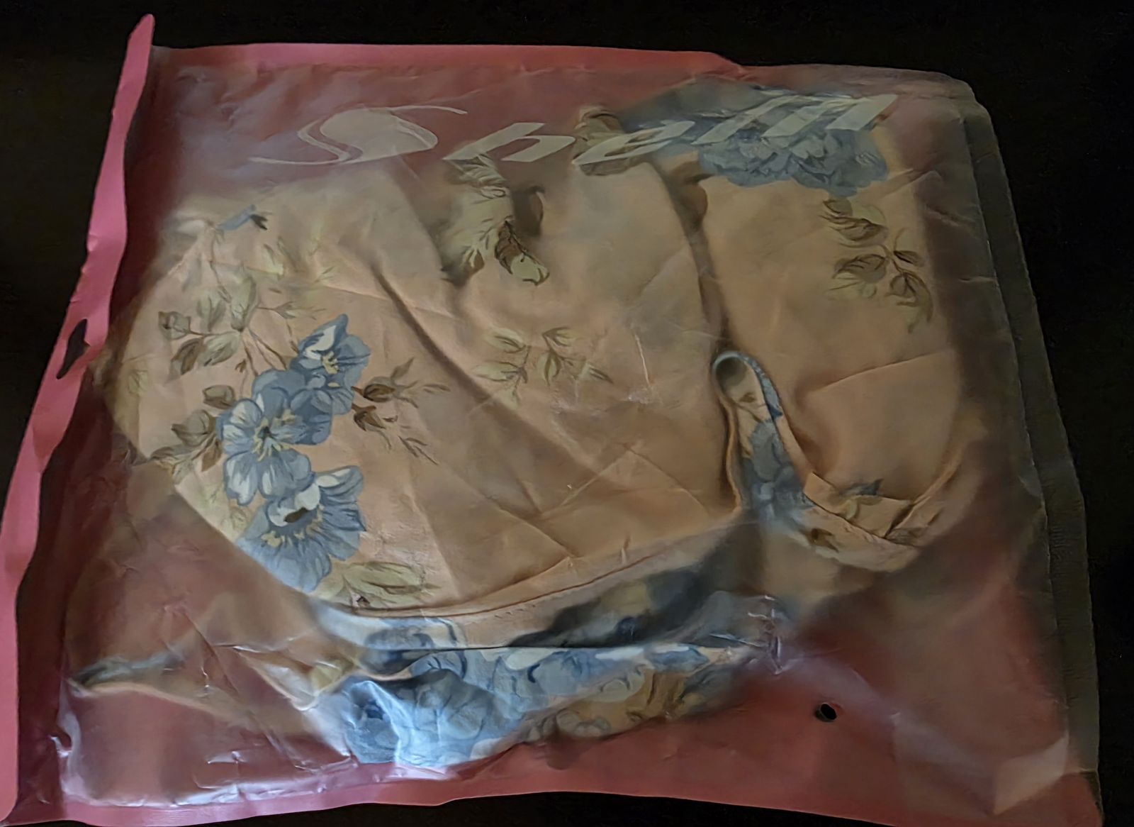 Main image 5