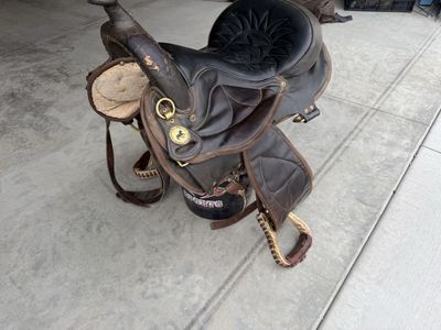 Lewisburg Tennessee Western Saddle - Used Horse Tack