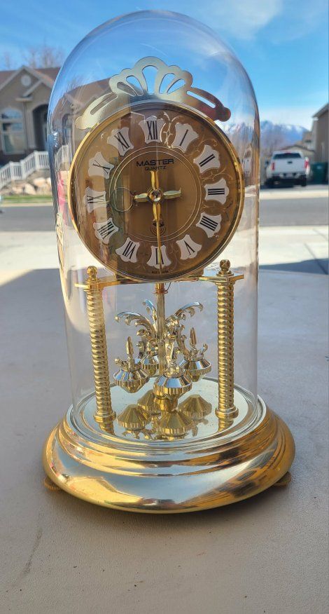 vintage Quartz Anniversary clock
