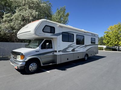 2004 Tioga By Fleetwood 30 Foot Sleeps Up To 8