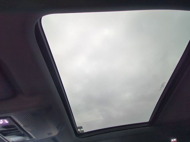 Main image 13