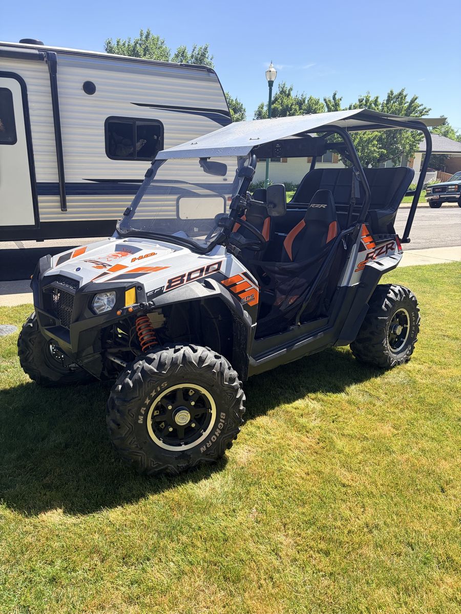 2014 razor 800
