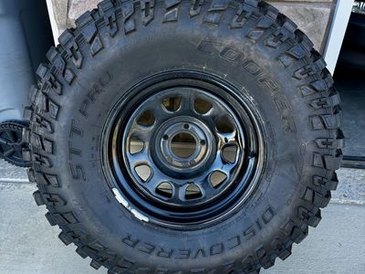 Cooper Discoverer STT Pro 37x12.50R17LT Tire on Black Steel Wheel