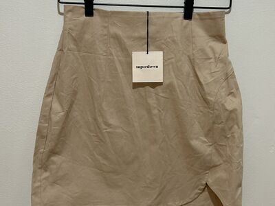 NWT Superdown Tan Mini Skirt - Women's Size Small