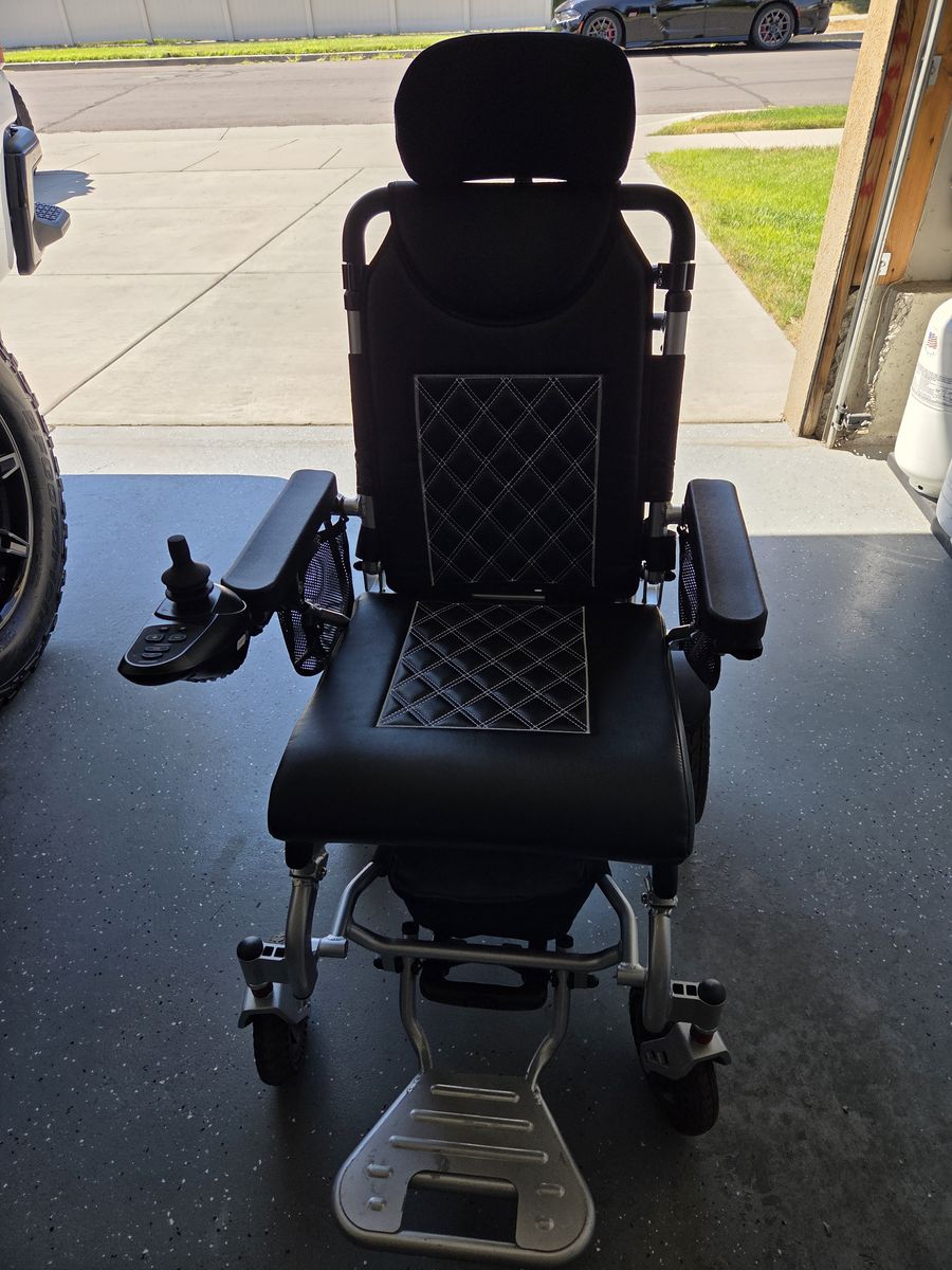 Folding Electric Wheelchair