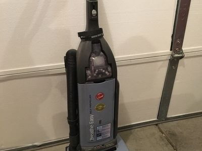 Hoover Breath-easy vacuum cleaner