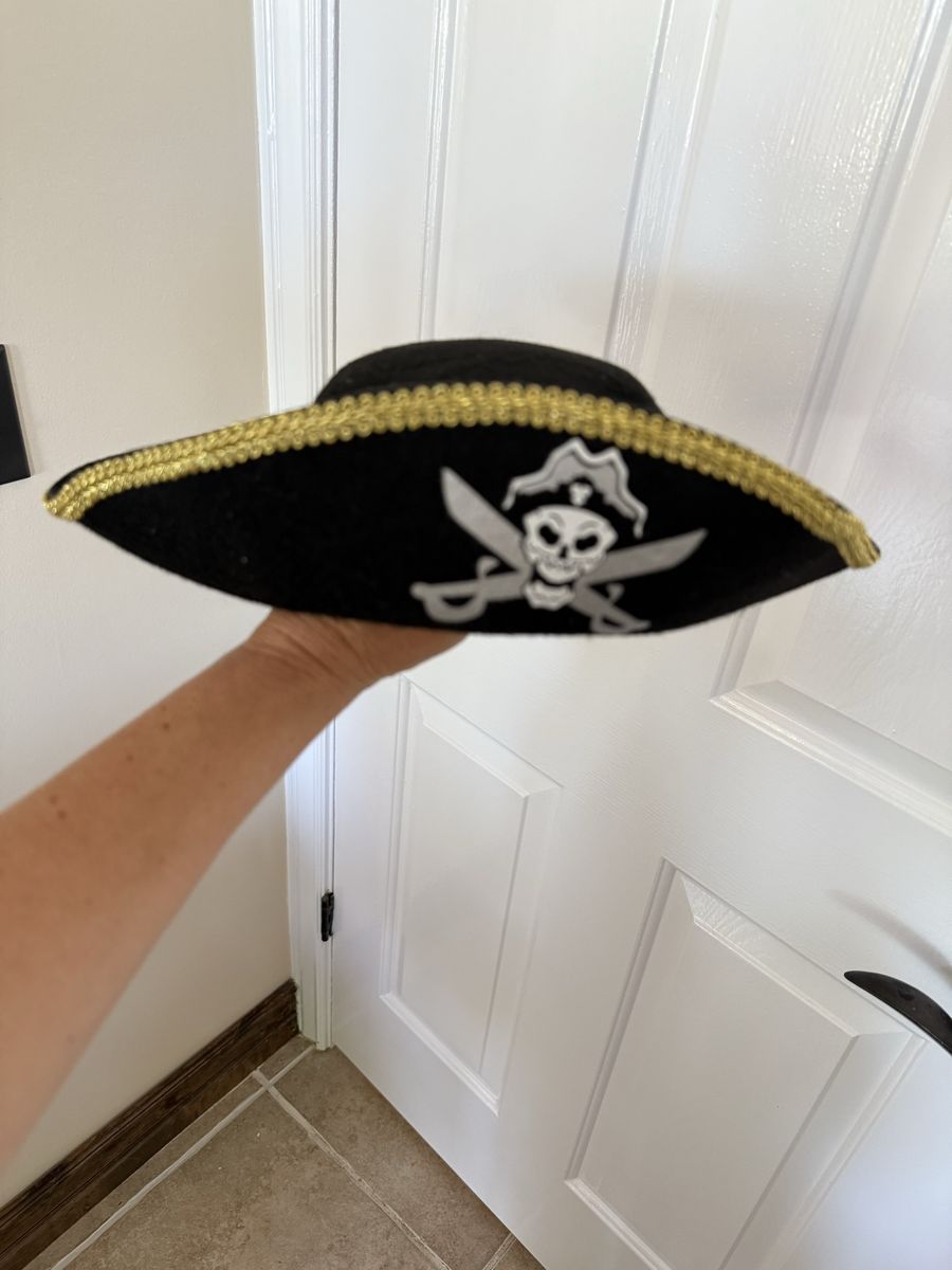 Pirate hat with gold trim one size