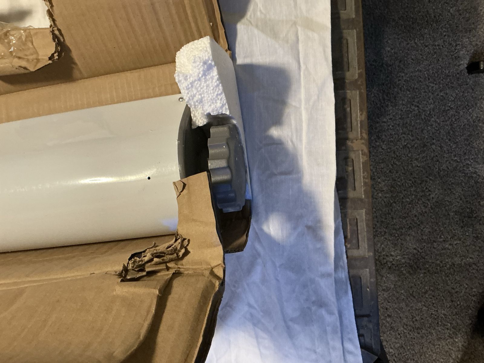 Main image 6