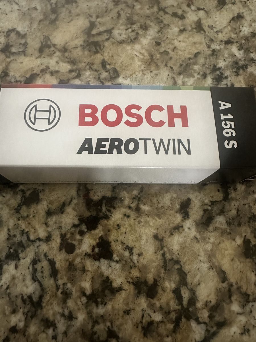 Bosch Aerotwin A156S Windshield Wiper Blades – 26" & 16" – New in Box
