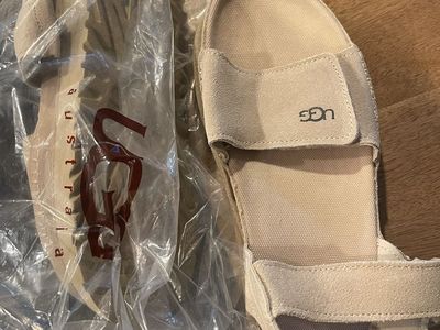 UGG GoldenGlow Sandal Tan Suede Size US 6 / EU 37