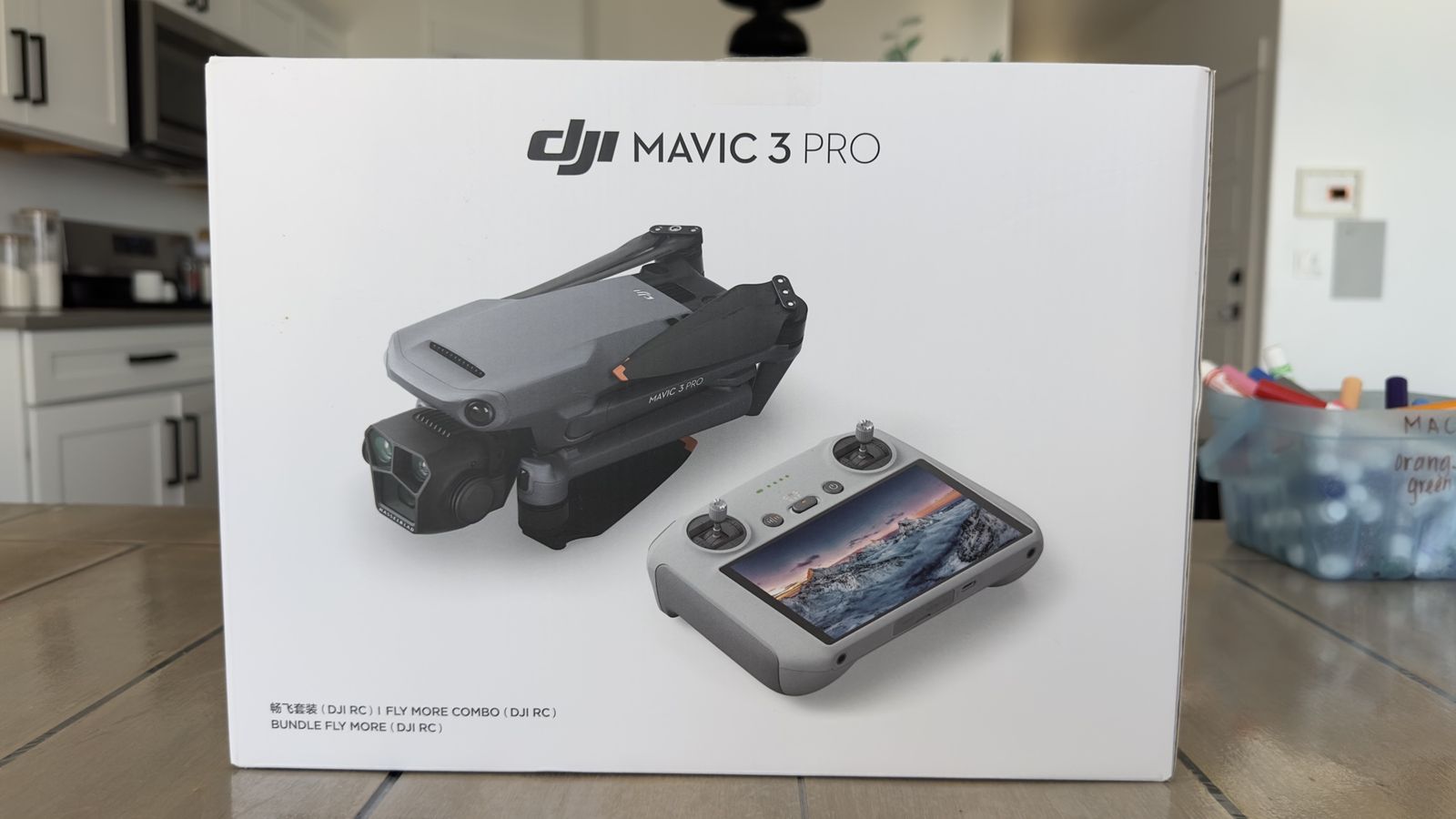 Mavic 3 Pro - Fly More Bundle