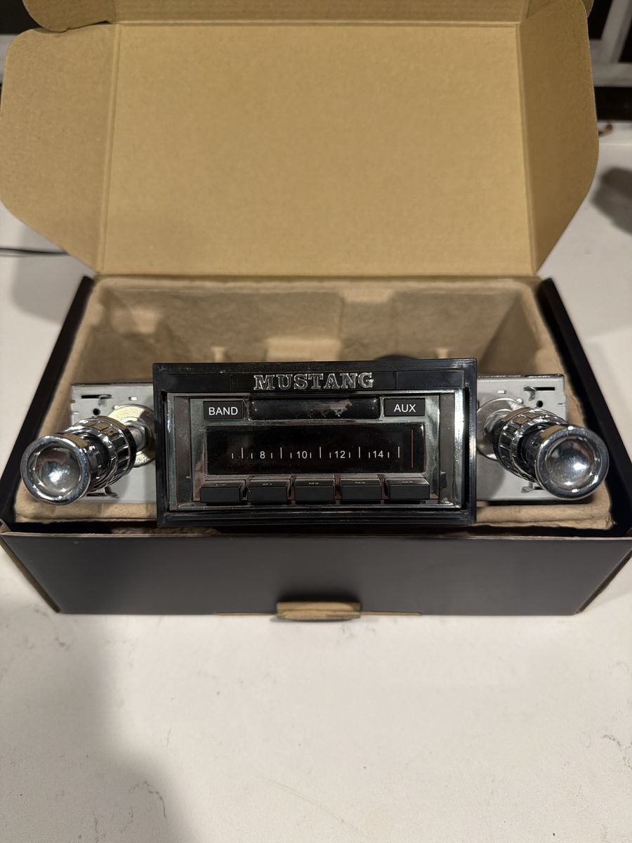 Custom Autosound USA-230 1967-68 Mustang Radio Receiver
