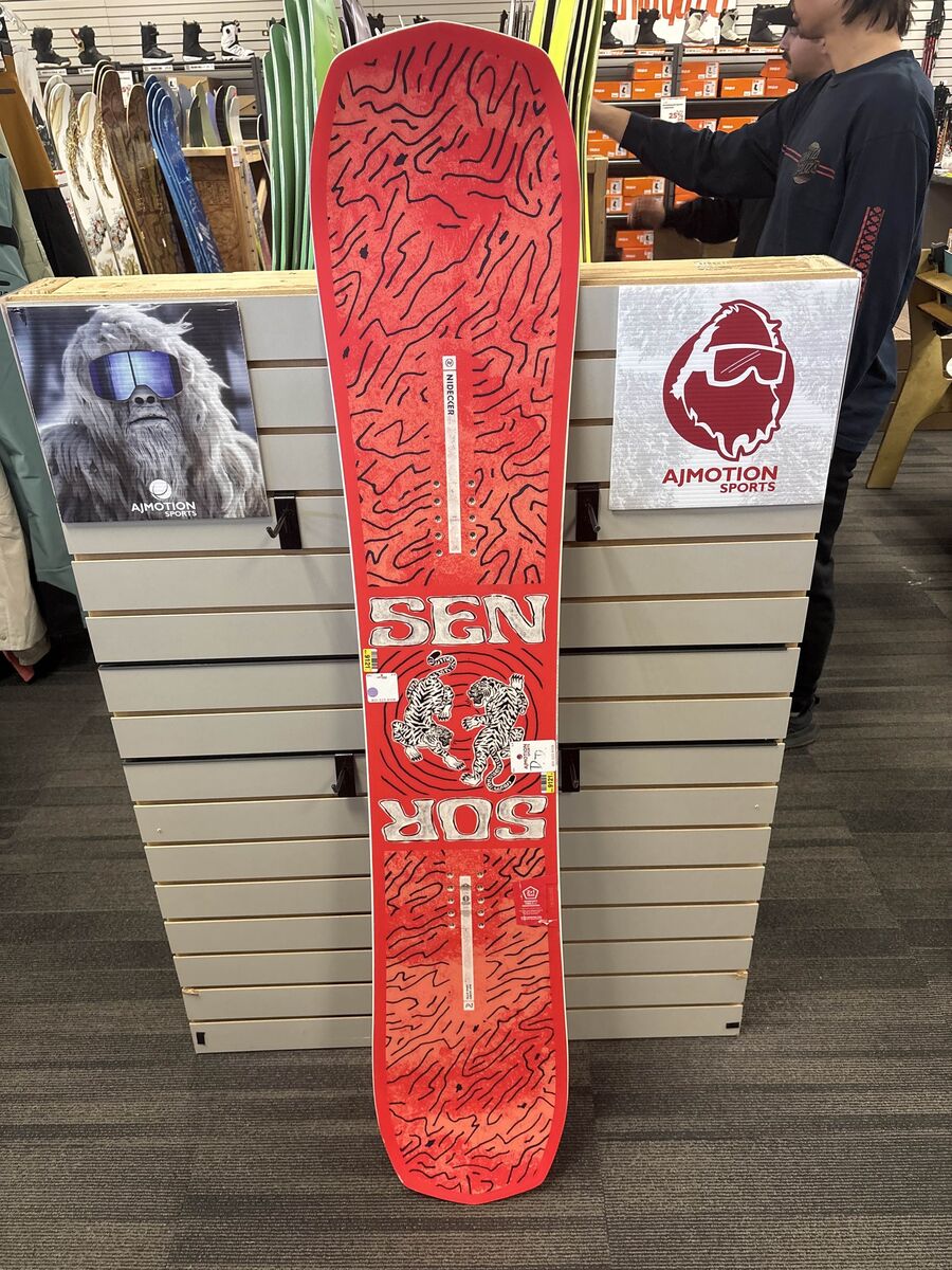 Nidecker Sensor 150cm Snowboard - Lightly Used (2026)