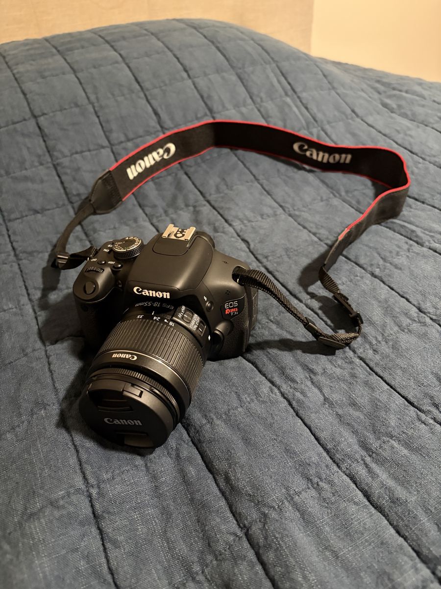 Canon EOS Rebel T3i DSLR Camera with EF-S 18-55mm IS STM Lens - Excellent Condition