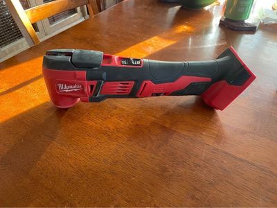 Milwaukee M18 Oscillating Multi Tool