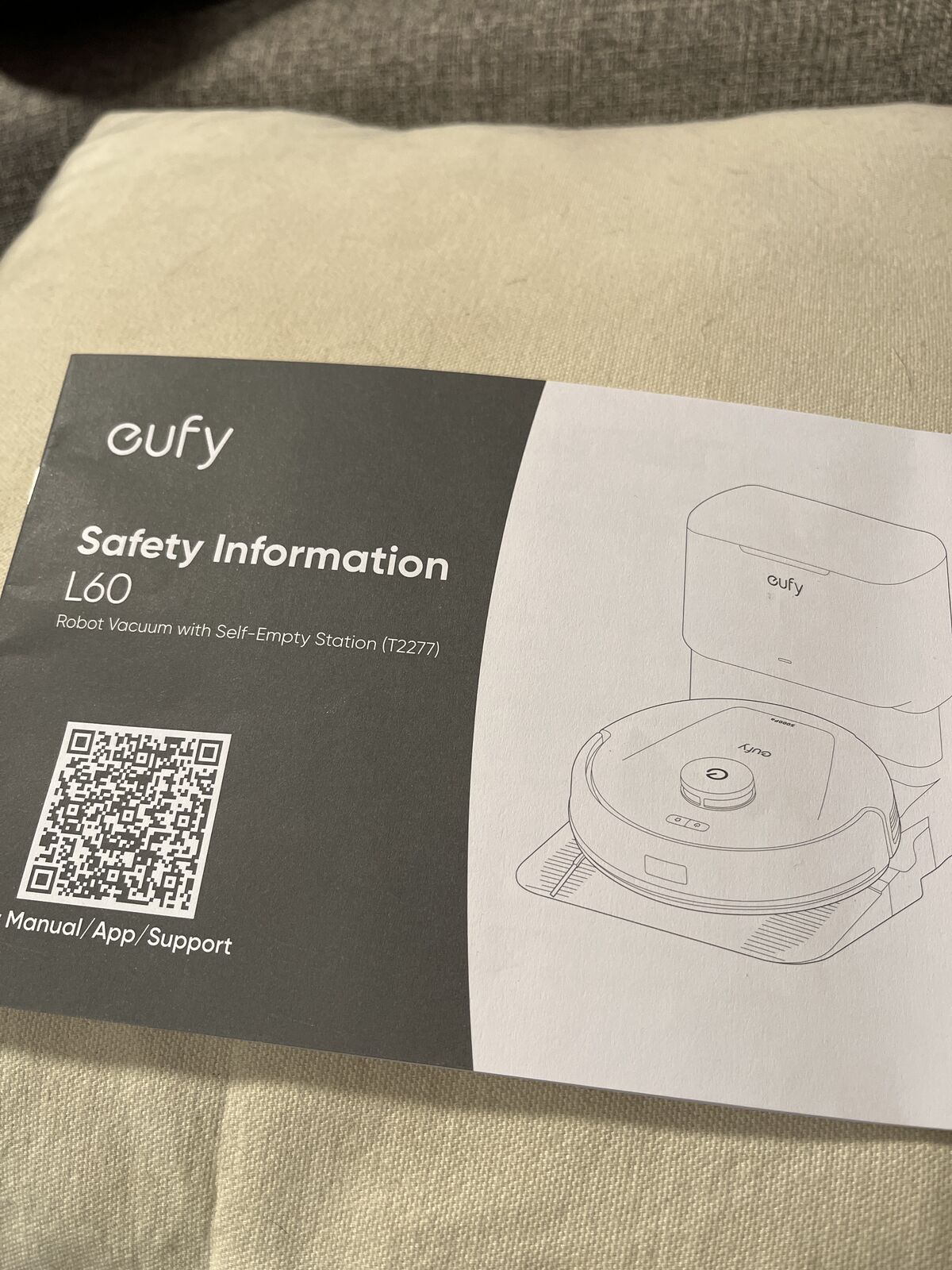 Eufy electric robot vacuum