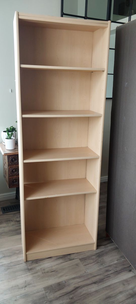 Bookshelf