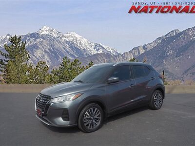 2023 Nissan Kicks SV