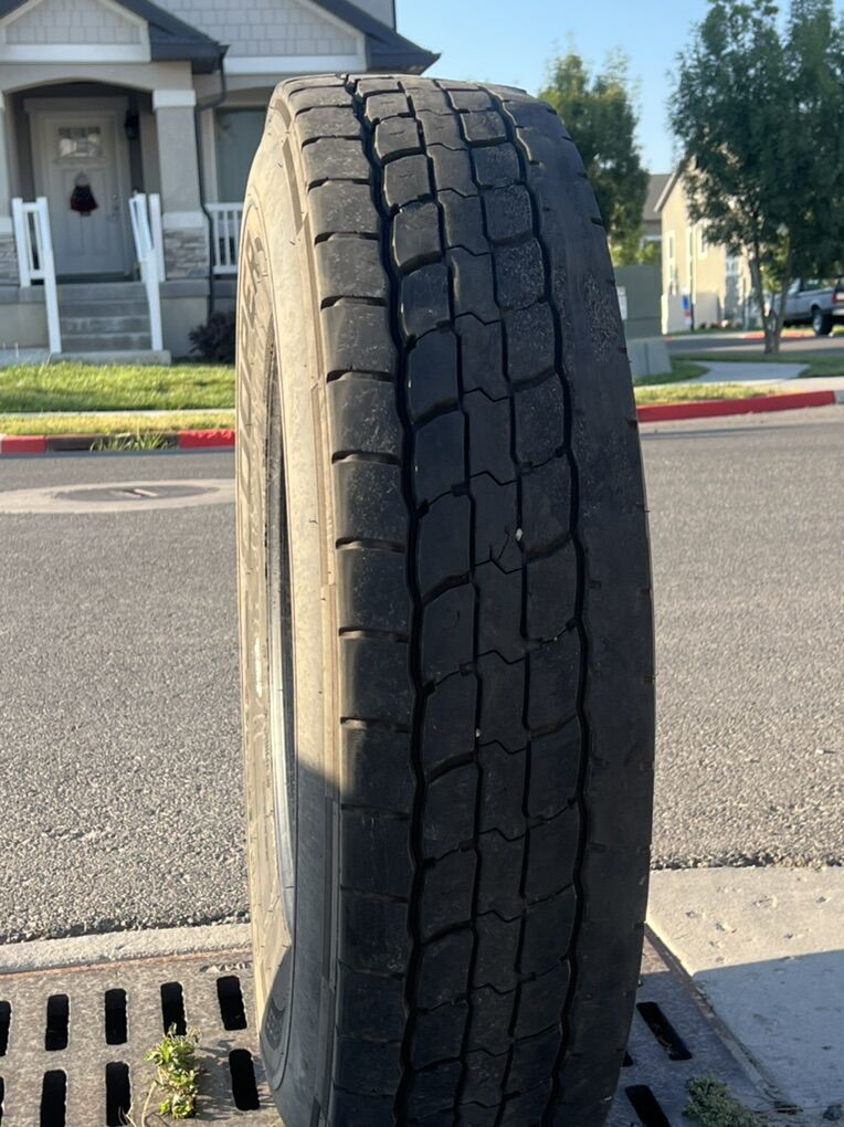 11.R22.5 could per semi spare tire