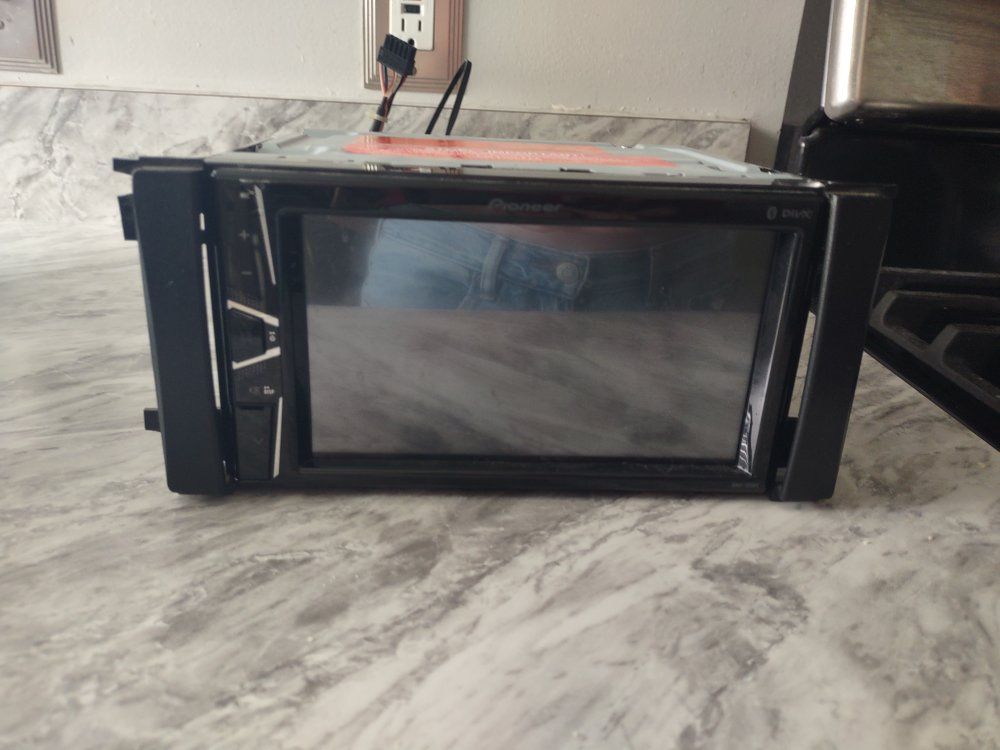pioneer touchscreen car stereo