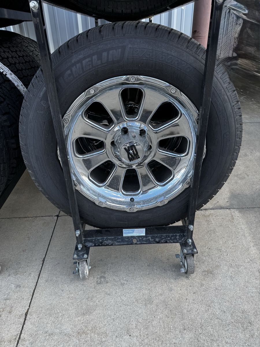 Used Rim/Tire Set, 6x5.5 bolt pattern