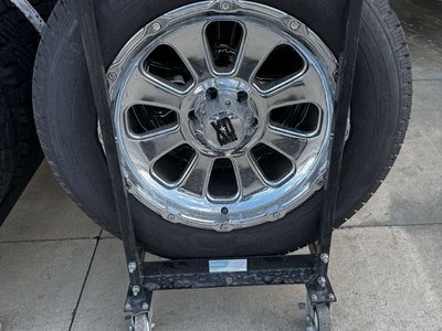 Used Rim/Tire Set, 6x5.5 bolt pattern