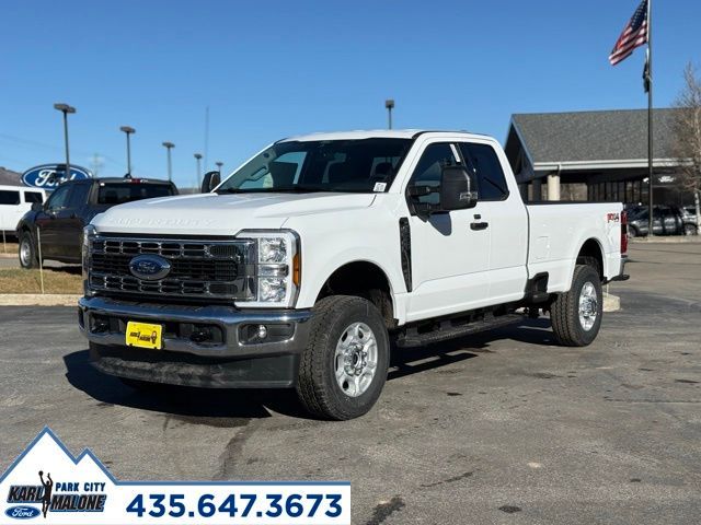 2026 Ford F-350 Super Duty XLT