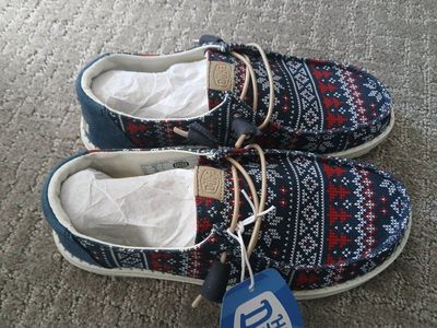 Hey Dude Women's Blue Fair Isle Holiday Slip-On Shoes Size 7 New