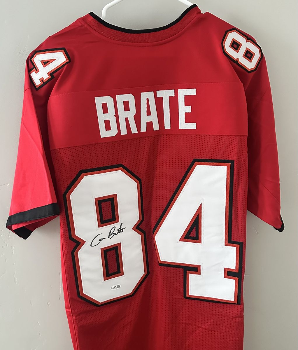 JSA Authenticated Cameron Brate Signed Tampa Bay Buccaneers Jersey