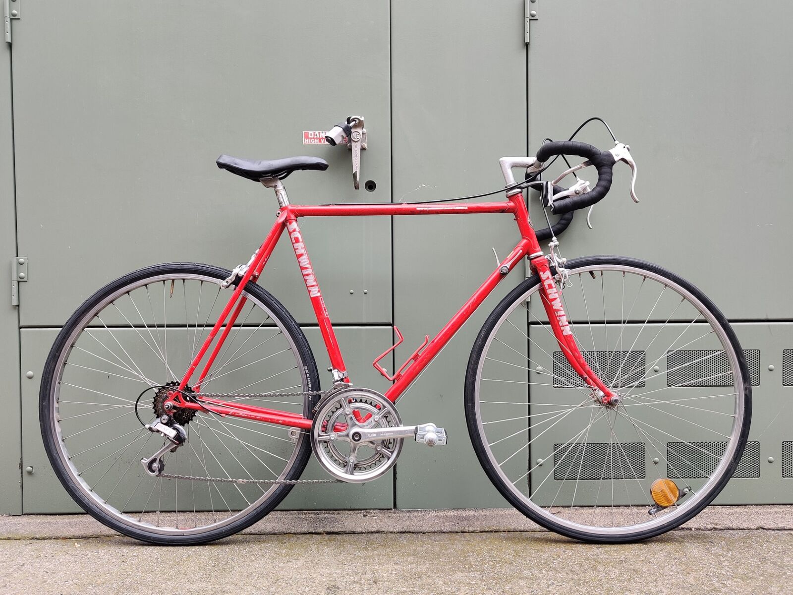 Schwinn LeTour Road Bike SB93-26