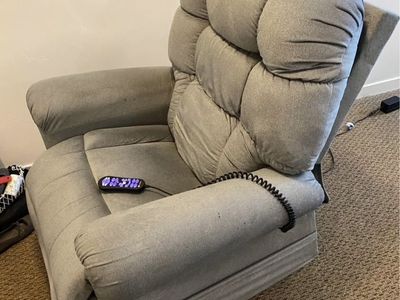 Recliner chair / lift
