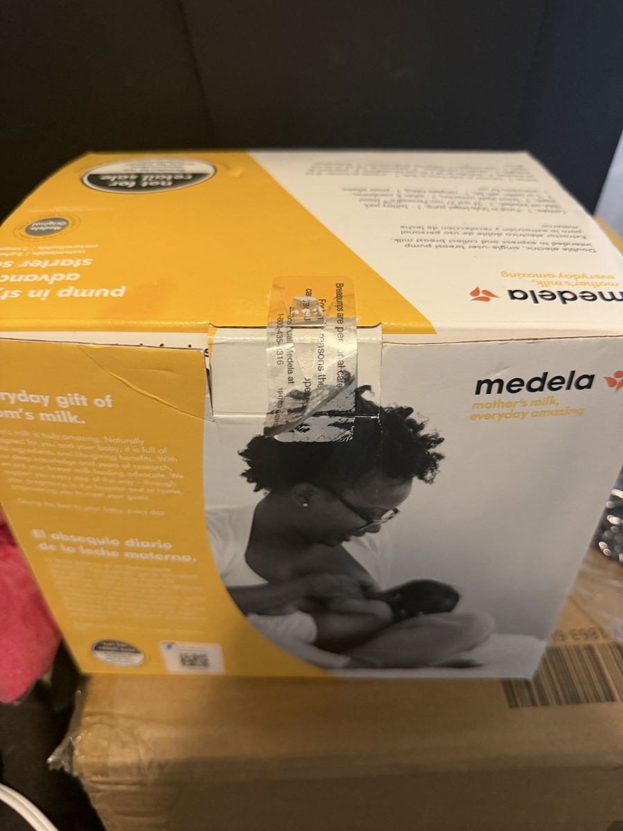 Medela Pump In Style Advanced Starter Set Double Electric Breast Pump in Box