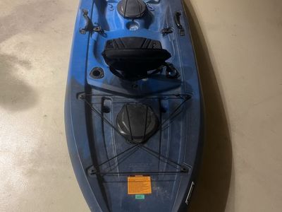 Life time 10’ fishing kayak
