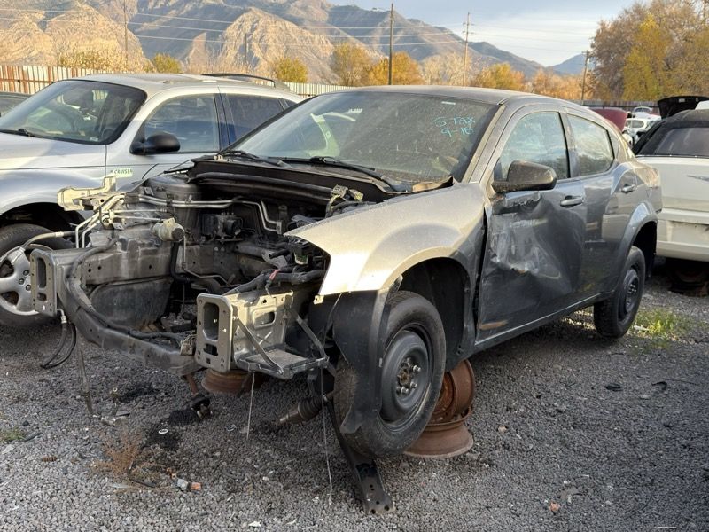2013 Dodge Avenger Parts