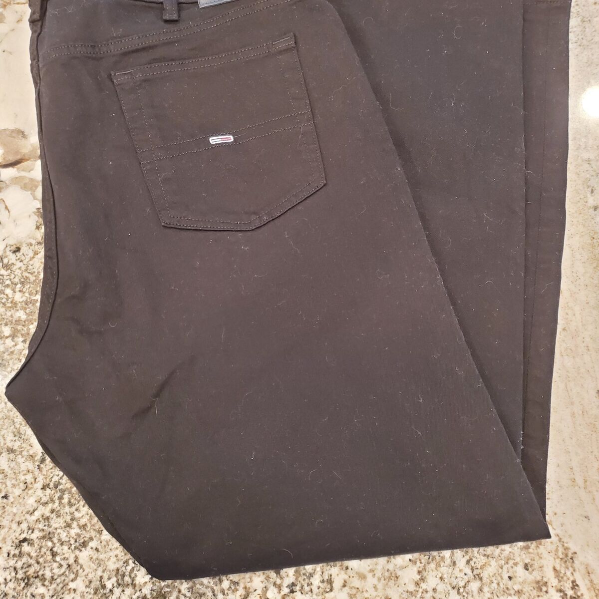 Tommy Jean's Men's 42x32