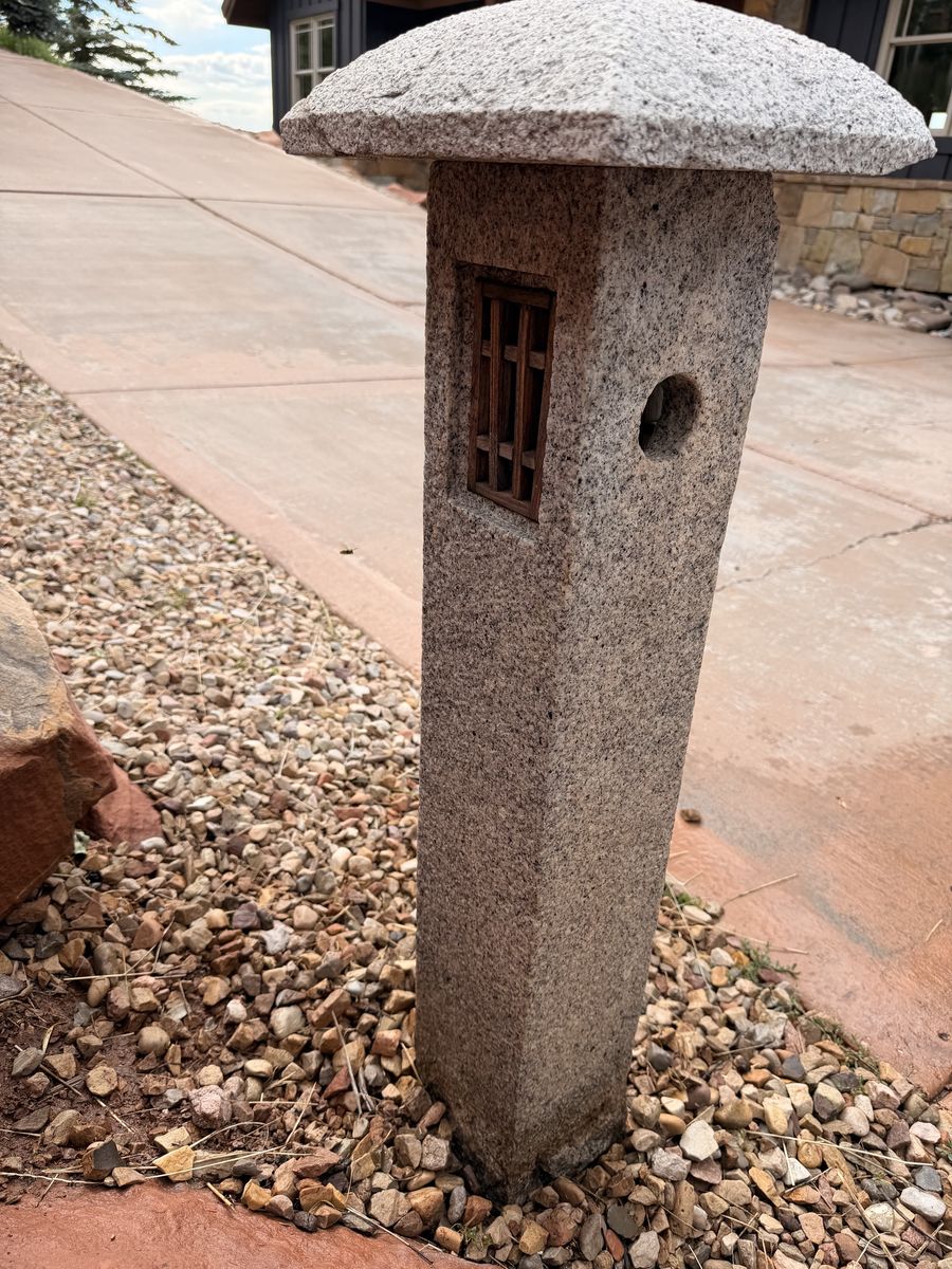 Main image 3