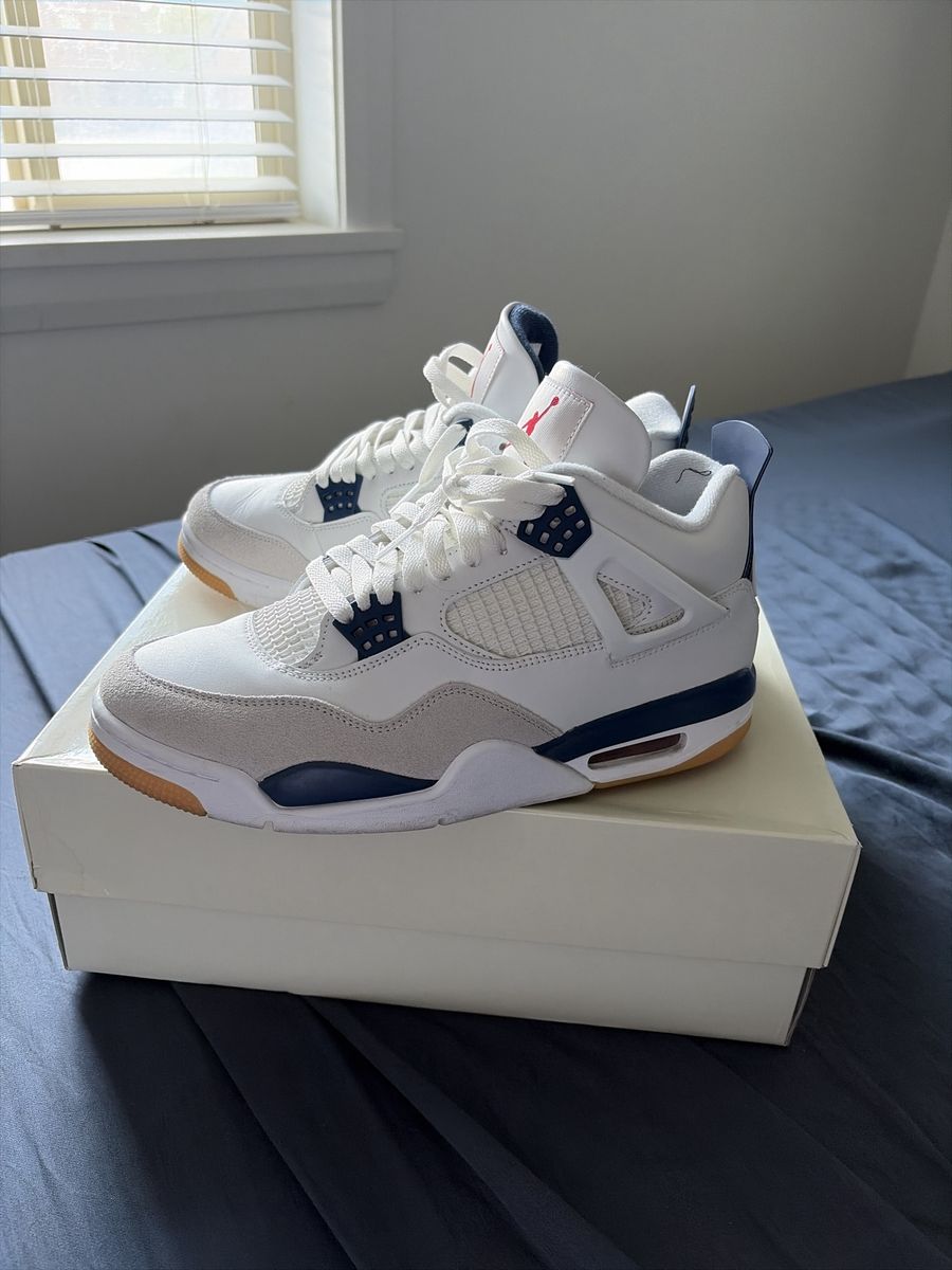 Nike Air Jordan 4 Retro SB Men's Size 10.5 White/Navy Basketball Sneakers