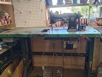 Singer 107w1 Zig Zag sewing machine