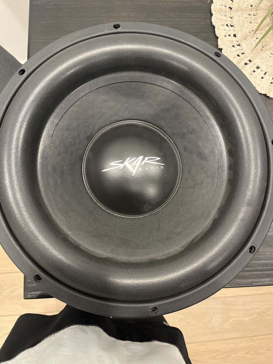 15” Skar SDR-15 D4 Dual 4 OHM RMS:600watt (no box)