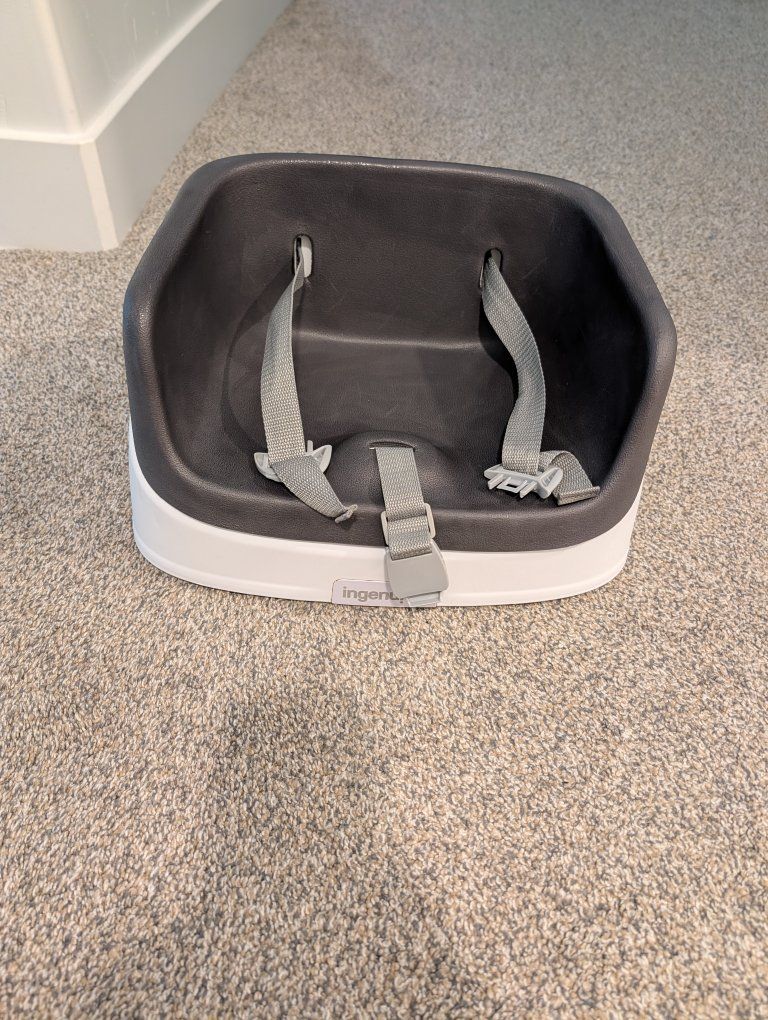 Ingenuity Baby Booster Seat - White and Slate Gray Dining Chair Feeding Seat with Straps