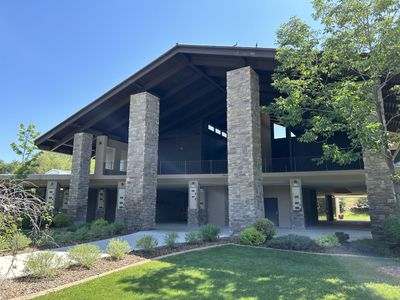 SAVE UP TO $10,000! 4 MAUSOLEUM CRYPT SPACES – HOLLADAY CEMETERY