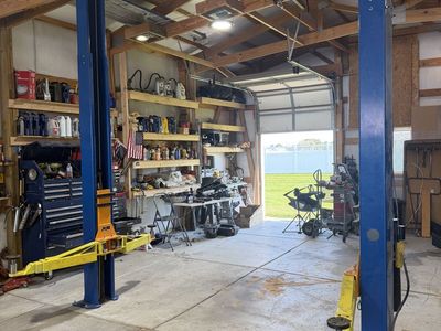 10000 two post car lift