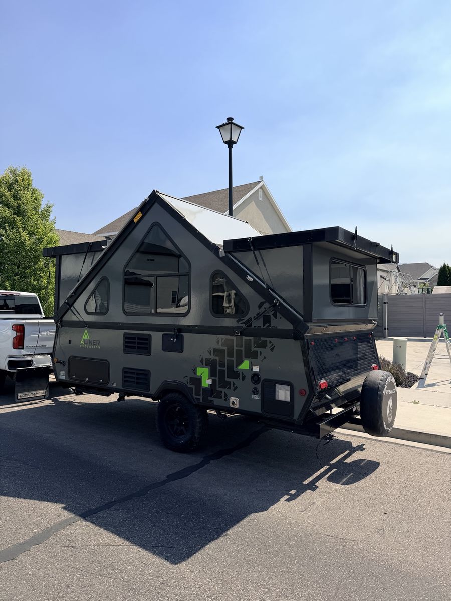 2023 Aliner Evolution 15 Trailer – Used Less Than 10 Nights