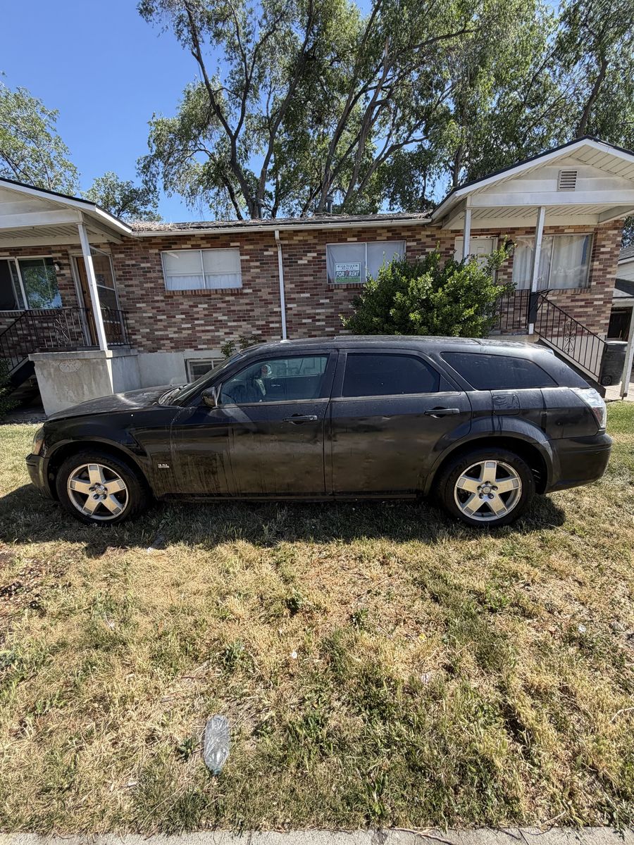 2006 Dodge Magnum SXT