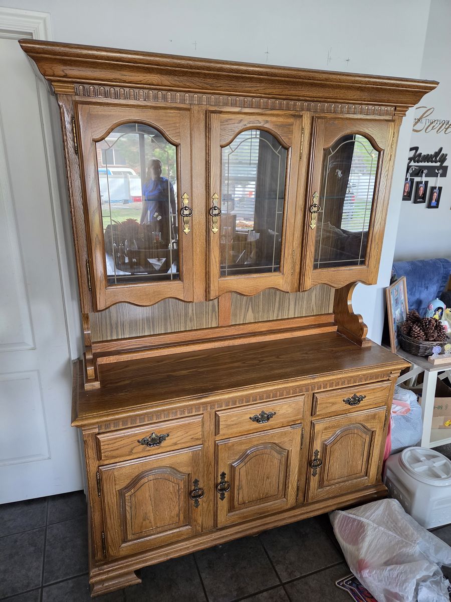 Kitchen hutch / corvette bed