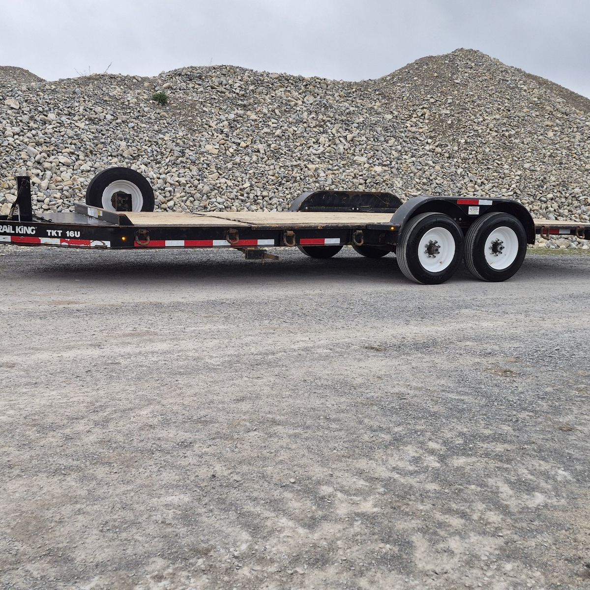 2017 Trail King 16u tilt