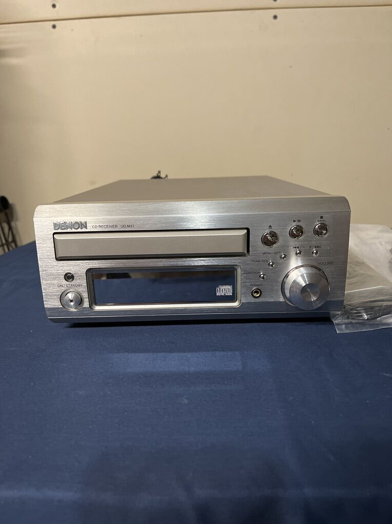 Denon UD-M31 Receiver