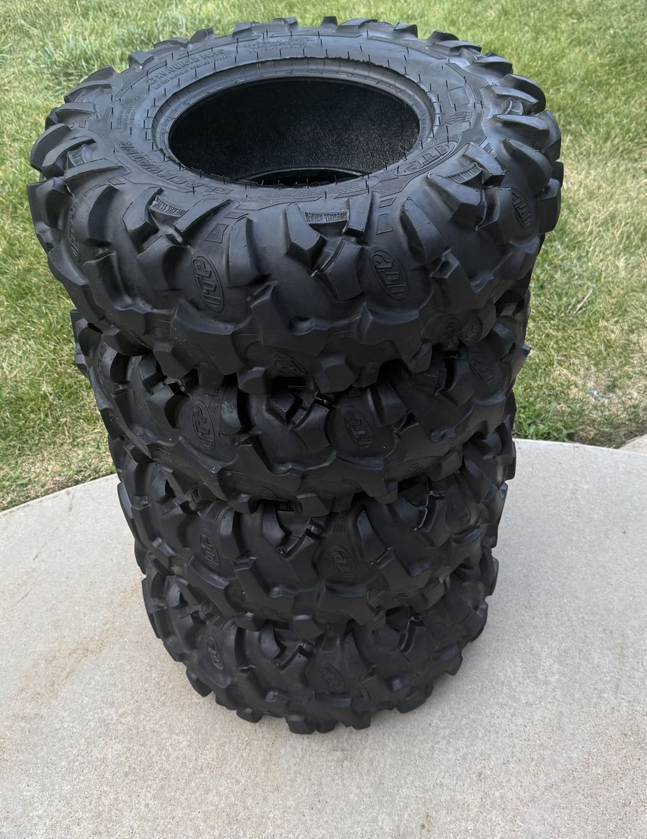 ITP Blackwater Evolution 27x9R12 and 27x11R12